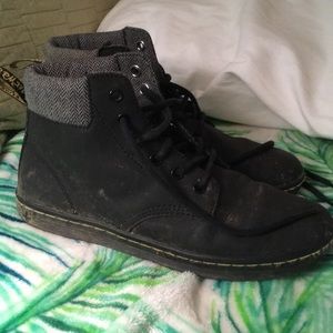 Women’s Dr Martens size 8